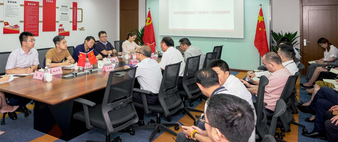 为旅游插上航空“同党”，，，，，，，给旅游增添科技“引擎”，，，，，，，用立异创立更大价值