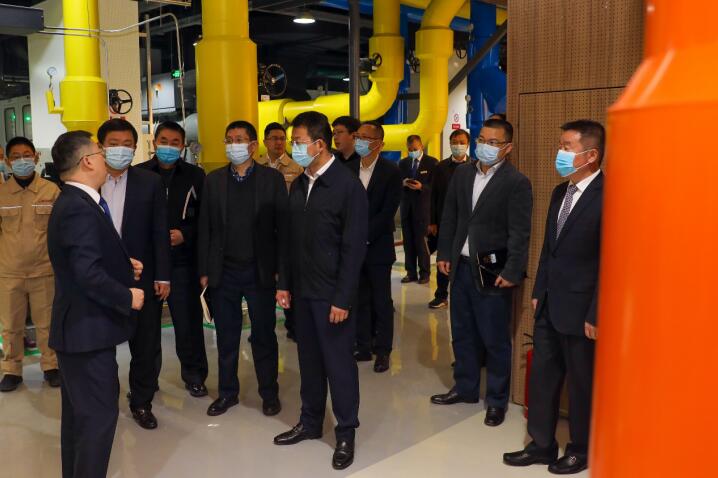 yl6809永利集团向导到锦江宾馆智慧高效能源中心视察指导事情