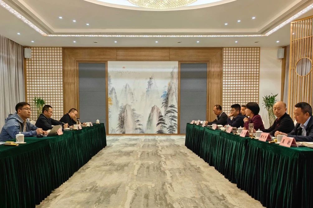 省yl6809永利集团考察组赴青神县文旅项目考察调研